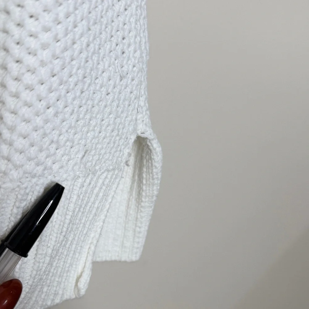 Lauren Ralph Lauren V-Neck Sweater in White Size XL - Picture 8 of 11